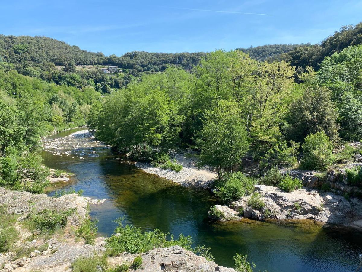 La Petite Caserne - Gite 4 Etoiles - Pont-de-Labeaume Bagian luar foto