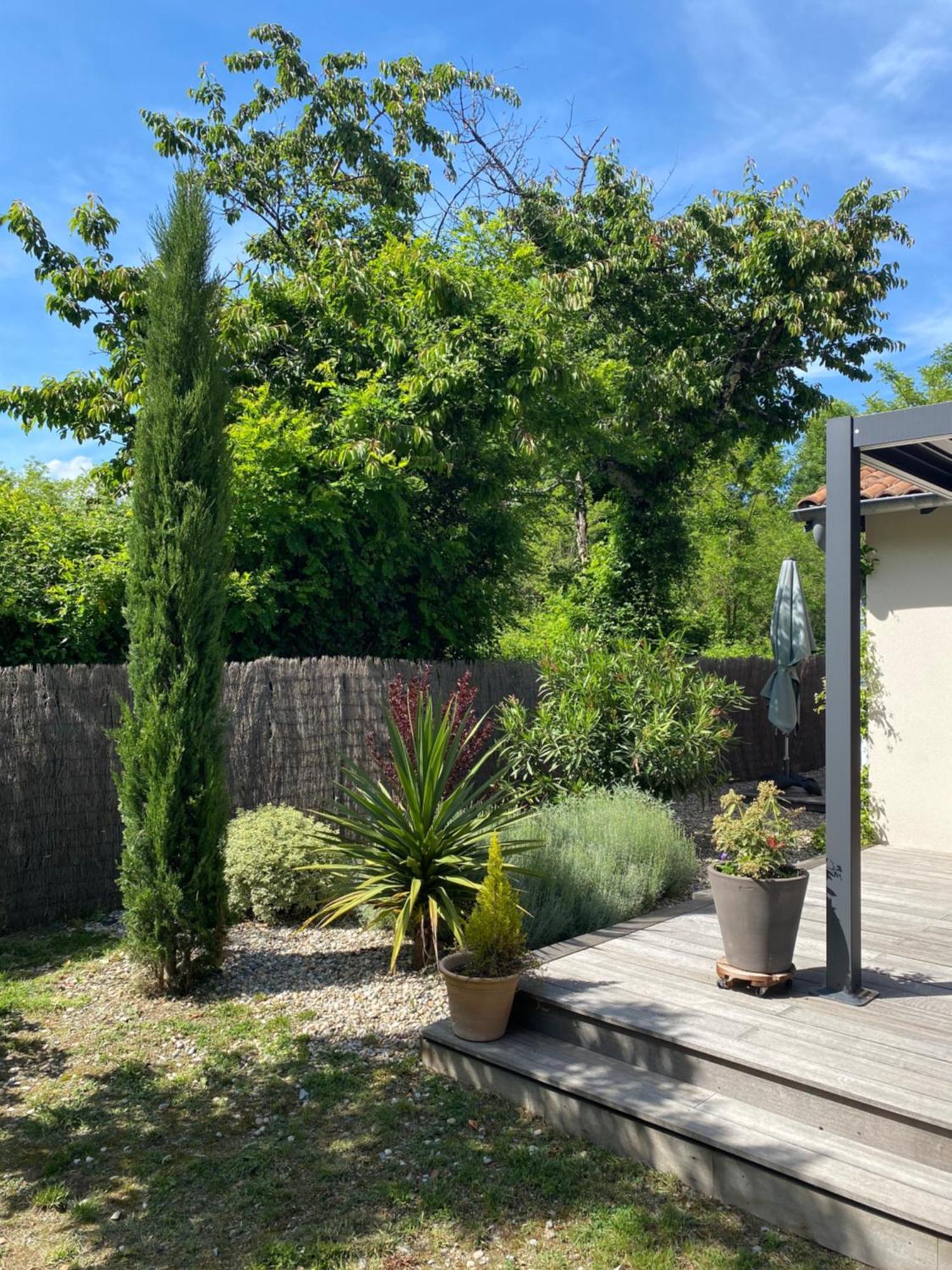 La Petite Caserne - Gite 4 Etoiles - Pont-de-Labeaume Bagian luar foto